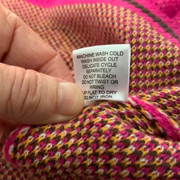 Cropped, Hooded, Zip Front Cardigan with Butterflies - Picture 11 of 11